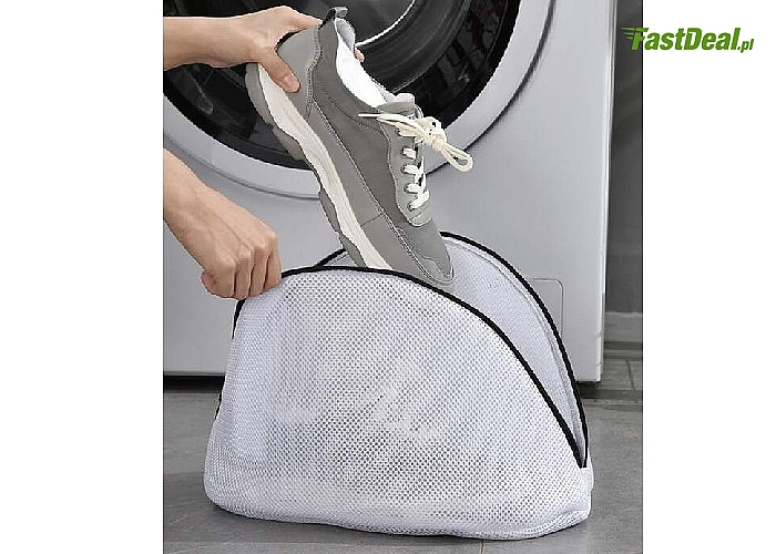 Zadbaj o obuwie a także o pralkę! Zapinana torba do prania butów!