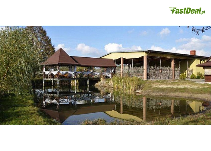 Mazowieckie! BAL SYLWESTROWY w Retro Skibniew + 3 noclegi + wyżywienie + biesiada z grzańcem + Ruska Bania + korzystanie z sali fitness + rodzinne zabawy i warsztaty kulinarne + pobyt dziecka do lat 10! 