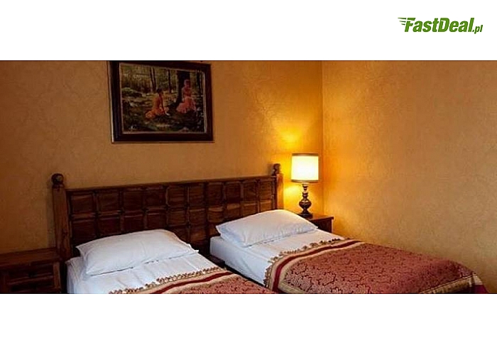 Małopolska! Książ Wielki! Hotel Zameczek! Noclegi ze śniadaniami! Możliwość wyboru także opcji z seansem w saunie i kolacja z winem! 