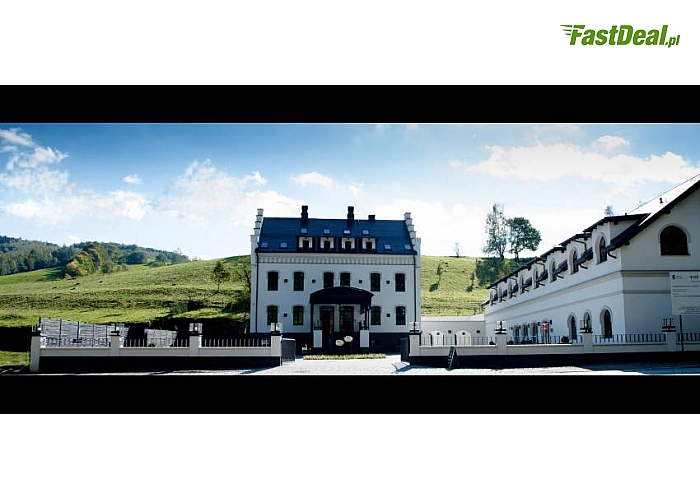 Sylwester w Górach Sowich! Jugowice! Pałac Jugowice Luxury Hotel**** zaprasza! Bal z zabawami! Uroczystość z PEŁNYM MENU serwowanym, menu zakąskowym, wieczornym posiłkiem, napojami i ALKOHOLEM BEZ OGRANICZEŃ! Spędź sylwestra w luksusowym pałacu!