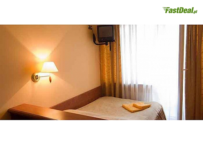 Góry Świętokrzyskie! Hotel Ameliówka*** zaprasza! Pobyt z wyżywieniem, wellness! Atrakcje dla dzieci! 