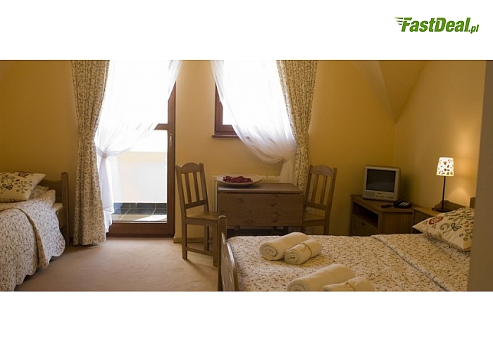 JELEŚNIA, Hotel*** Vesta. Pakiet WIELKANOCNY. Wyżywienie, uroczysty obiad niedzielny + świąteczne malowanie pisanek, strojenie koszyczków. 2 x 1h SPA, siłownia, masaż. Liczne atrakcje dla najmłodszych.