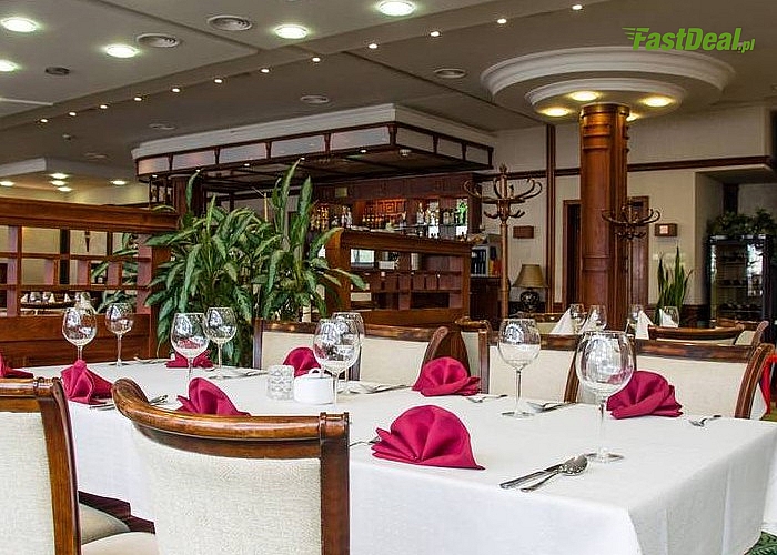 Romantyczny pobyt  w Hotelu Verde w Mścicach. Śniadania i kolacja przy świecach. Nielimitowany dostęp do strefy wellness