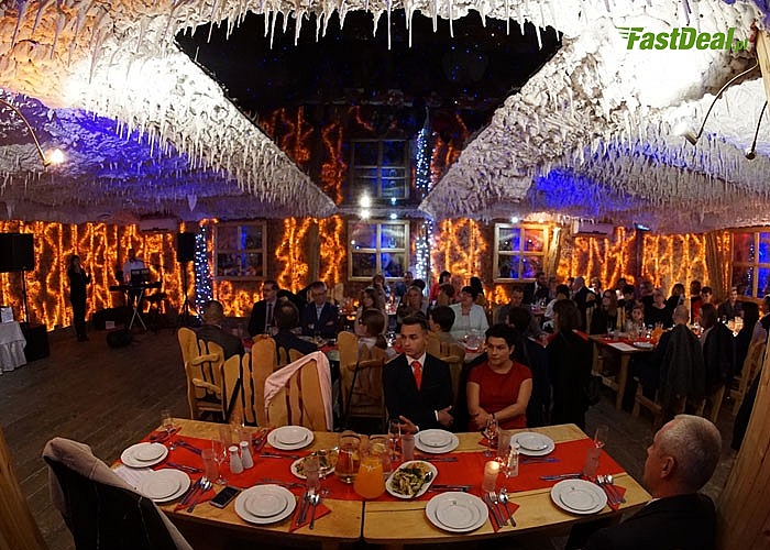 Święto kobiet w Zblewie! Niesamowicie romantyczna kolacja i nocleg w Dworku Tucholskim