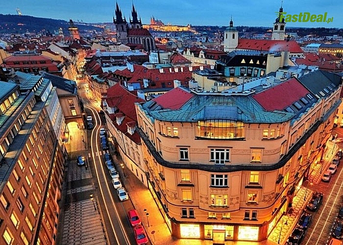 Praga ze swoim bogactwem architektonicznym i duchowym zaprasza na magiczne chwile! Wycieczka autokarowa z noclegiem!