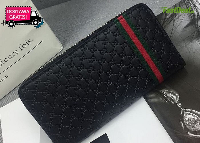 Elegancki portfel damski w stylu Gucci. Tłoczone wzory oraz elementy w kolorze złota nadają mu nie powtarzalny wygląd