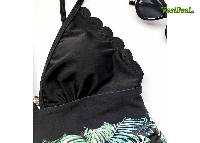 Jednoczęściowy kostium kąpielowy z modnym tropikalnym motywem