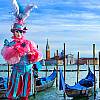 Stolica karnawału, gondolierów, złotych masek, festiwalu filmowego i niepowtarzalnego szkła murano. Karnawał w Wenecji!